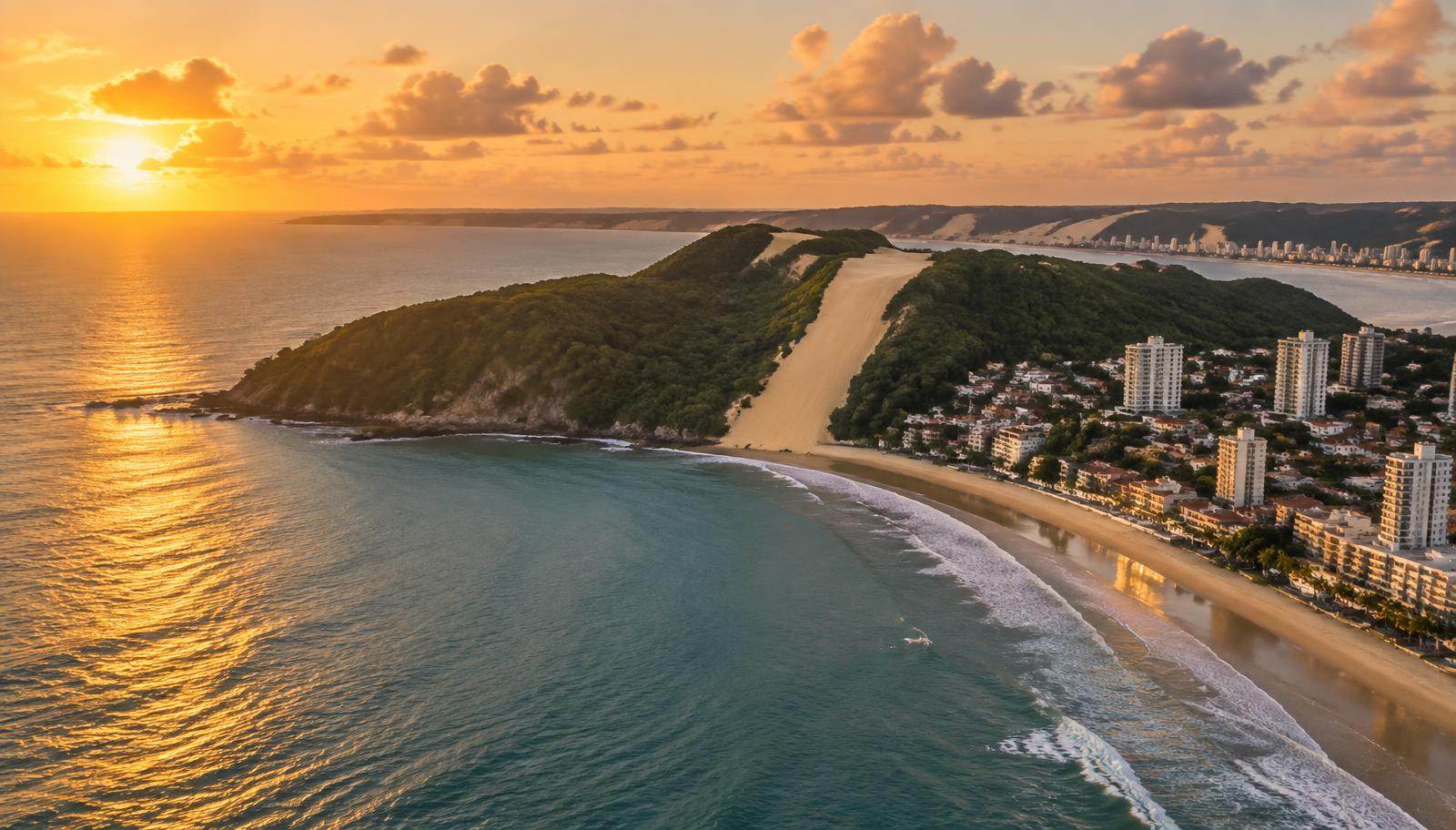 Vista aérea de Ponta Negra e Morro do Careca em Natal